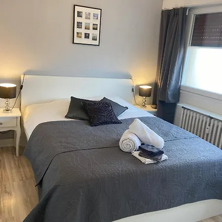 Apartment Hirondelle : Prive Avec Garage